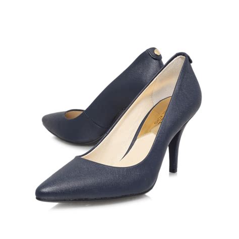 michael kors pumps heren|michael kors navy blue pumps.